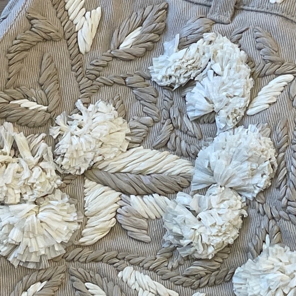 CULT GAIA  MSRP $850  Kian shorts Embroidered Floral Beige Women's Shorts - Picture 7 of 13